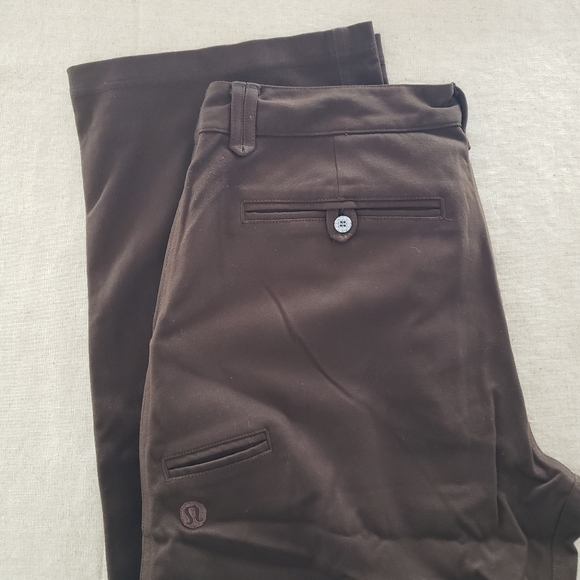 Lululemon – Technical Pants - Picture 3 of 6